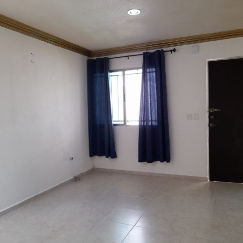 casa-renta-los-heroes-sala-2