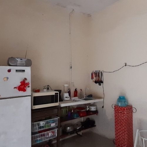 Imagen 2 de la cocina de la casa en venta en el centro de Mérida, cerca de la Ermita, ideal para remodelar.